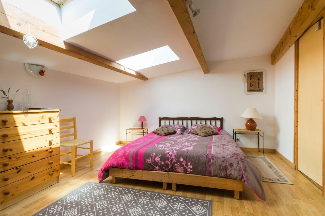 "Il Etait Une Soie..." Hotell Saint-Vincent-de-Barres Eksteriør bilde